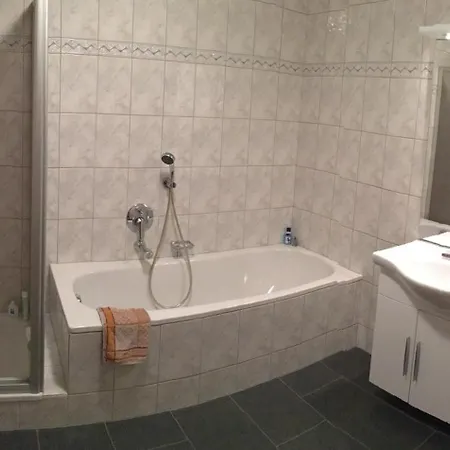 アパート Wies ゼル